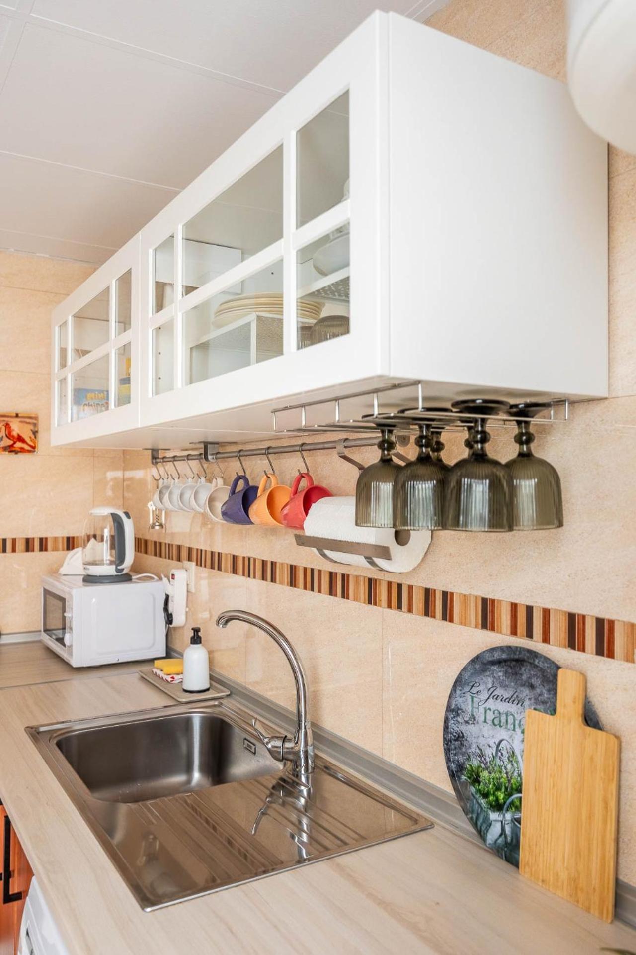 Piso Con Patio Privado Y Parking Nervion Sevilla Ngoại thất bức ảnh